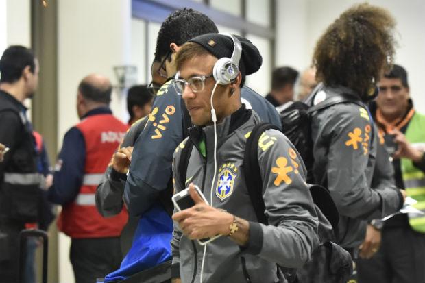 Seleção chegou à fria cidade chilena sentindo o calor dos fãs (Foto: Rodrigo Buendia)