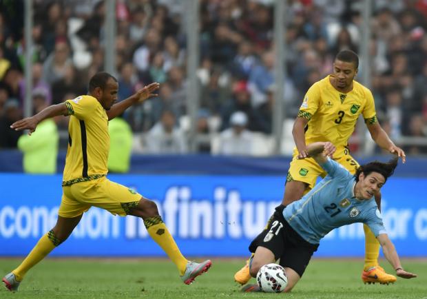 O duelo entre Uruguai e Jamaica foi muito disputado no Regional Calvo y Bascuñán (Foto:Yuri Cortez)