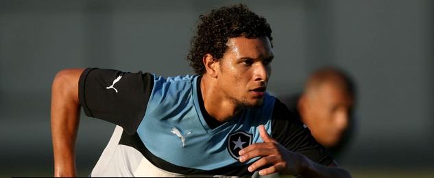 Focado no Botafogo, Wilian Arão ignora especulações e quer voltar a Série A (Foto: Botafogo)