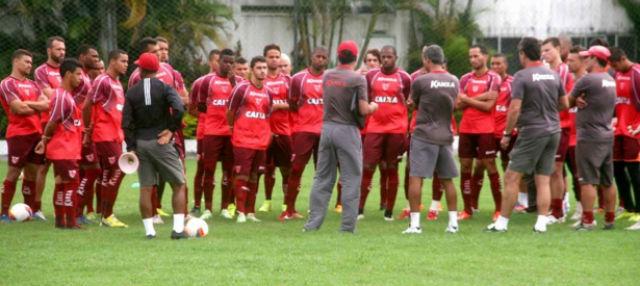 CRB quer vitória diante do Macaé para se afastar da zona de rebaixamento (Foto: CRB)