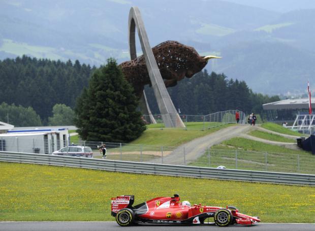 Sebastian Vettel foi o mais rápido da sexta-feira de treinos para o GP da Áustria