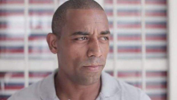 Artilheiro nos últimos anos, Robert chega para ajudar o Vitória na Série B (Foto: EC Vitória)