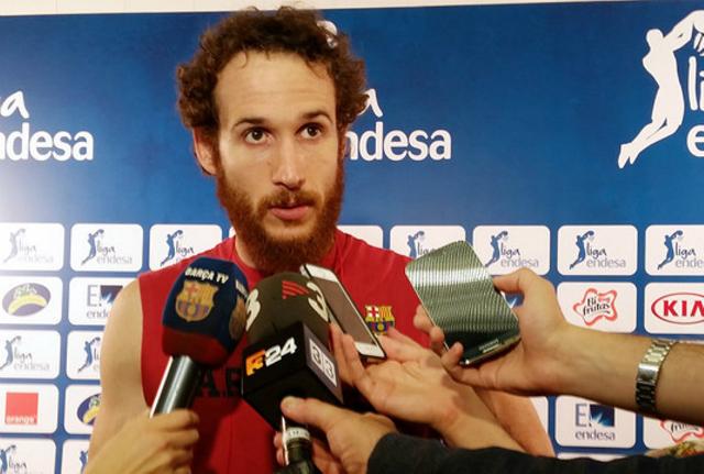 Marcelinho Huertas anotou nove pontos na derrota para o Real Madrid no primeiro jogo da final
