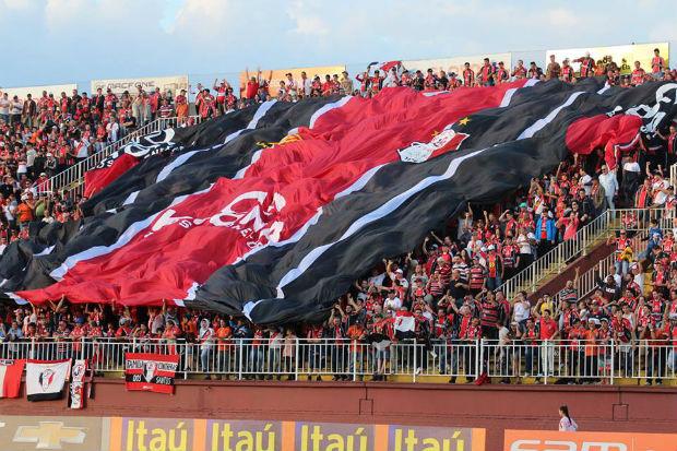 Torcida do JEC marcou presença na arena: mais de 9 mil presentes