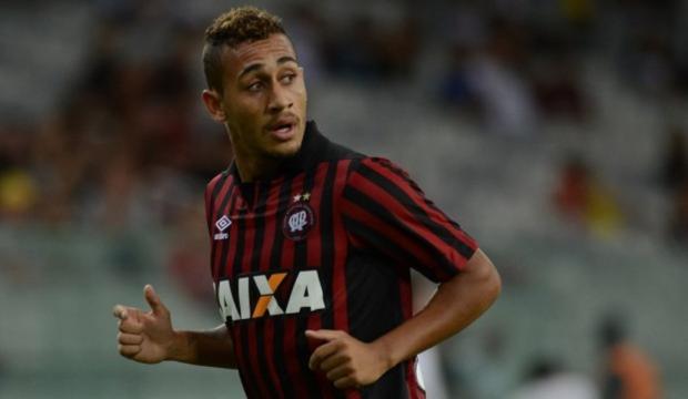 Gustavo Marmentini (foto) e Bruno Pelissari voltarão para a Índia, para a disputa da Indian Super League