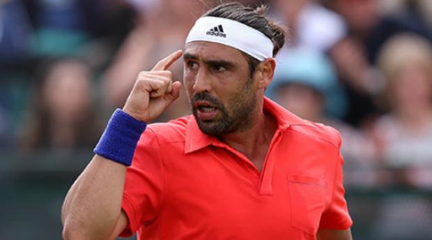 Em busca do quinto título de sua carreira, Baghdatis está a apenas um passo da final na grama de NottinghamA
