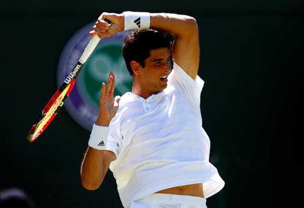 Diante do número 10 do mundo, Bellucci foi eliminado, mas fará estreia como duplista ao lado de Duran na quarta