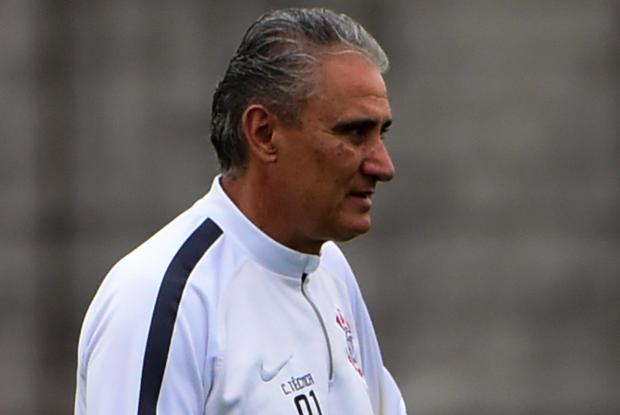 Tite fez muitos elogios ao trabalho conduzido pelo técnico Guto Ferreira na Ponte Preta