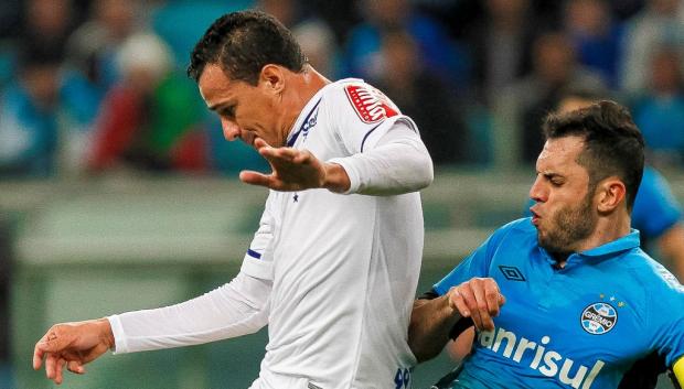 Em jejum de gols, o ataque do Cruzeiro não contará com Leandro Damião, suspenso, na 11ª rodada