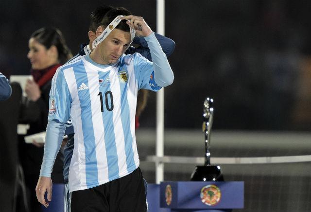 Após terceiro vice com a Argentina, Messi recebe apoio de compatriota e de companheiro do Barcelona