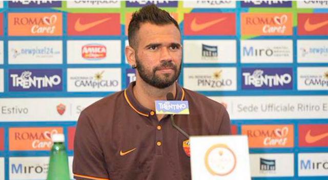 Habilitado a prosseguir com a carreira, Castán projeta títulos no ano restante de contrato com a Roma