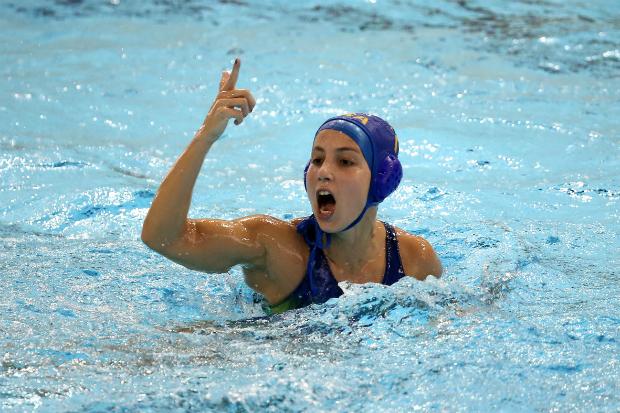 Autora do gol de empate nos minutos finais, Amanda comemora resultado na estreia do Pan 2015