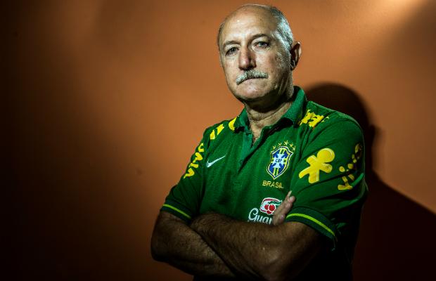 Wladimir Palomo é o sósia de Felipão que fez um alerta nacional em relação aos problemas da defesa da Seleção