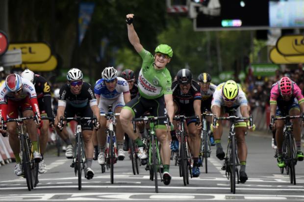 André Greipel saiu-se melhor no sprint e levou a quinta etapa da Volta da França