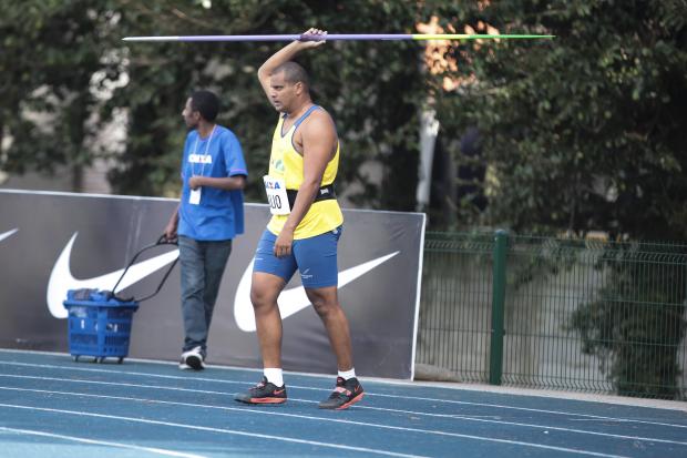 Júlio Cesar Miranda de Oliveira melhorou o próprio recorde brasileiro e fez índice para Mundial e Jogos 2016