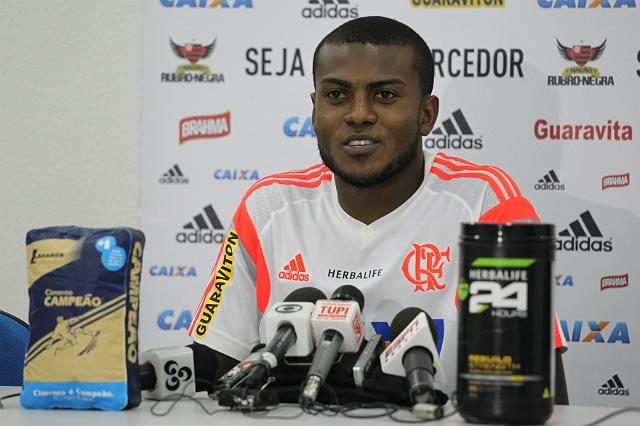 Marcelo Cirino culpa 'detalhes' por derrota para o Corinthians Gazeta