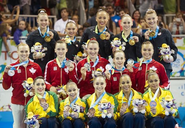 A equipe composta por Daniele Hypolito, Lorrane Oliveira, Leticia da Costa, Flavia Saraiva e Julie Sinmon faturou o bronze