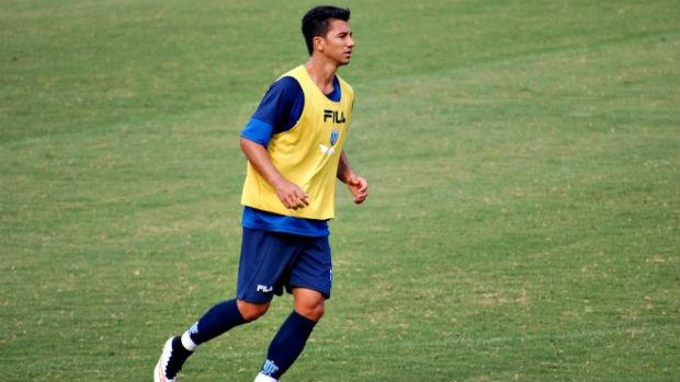O meia Renan Oliveira está substituindo o lesionado Marquinhos no Avaí