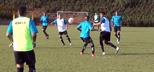 Lincom voltou aos gramados nesta semana e pode ser reforço contra Luverdense (Foto: Bragantino)