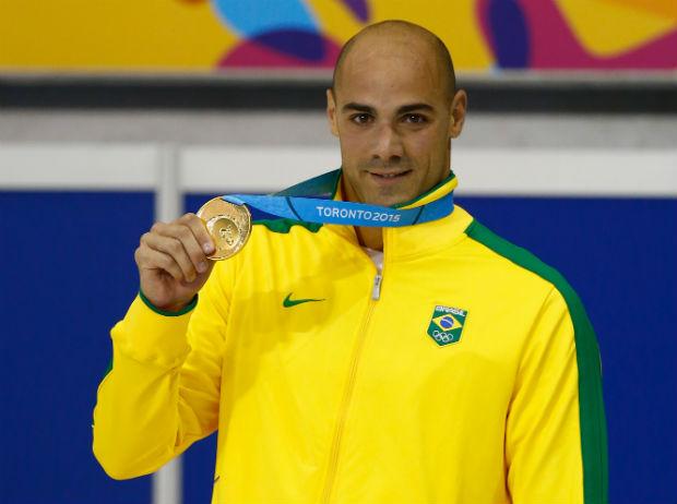 João de Lucca também bateu recorde nos 200m livre (Foto: Al Bello)