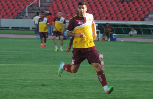 Douglas não teme pressão do Mangueirão e confia em boa atuação contra o Paysandu