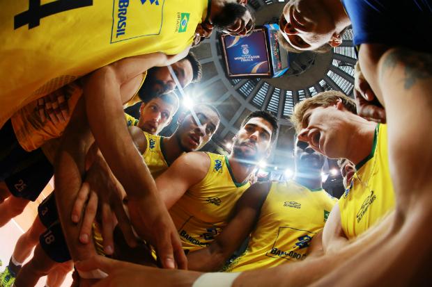No aguardo, Brasil só tem um resultado que não o favorece na classificação (Foto: FIVB)
