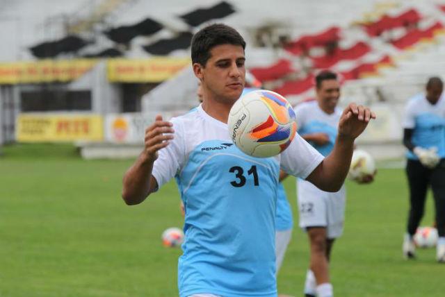 Moradei vê jogo difícil contra o Atlético-GO e destaca necessidade de vencer (Foto: Antônio Melcop)