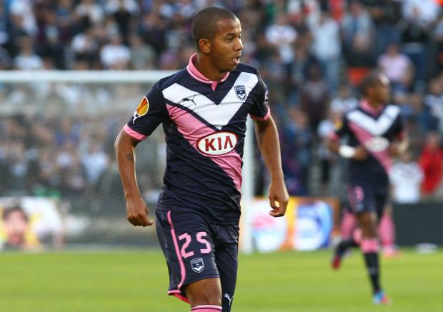 O lateral brasileiro teve bom desempenho com a camisa do Bordeaux, da França