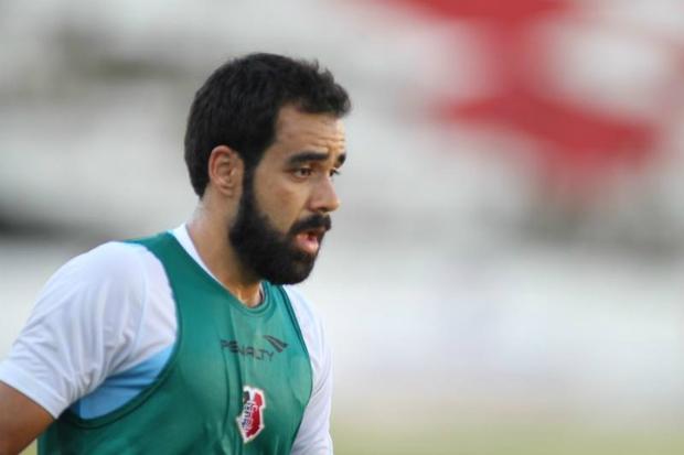 O meia não disputou um minuto sequer nos últimos cinco jogos do Santa Cruz