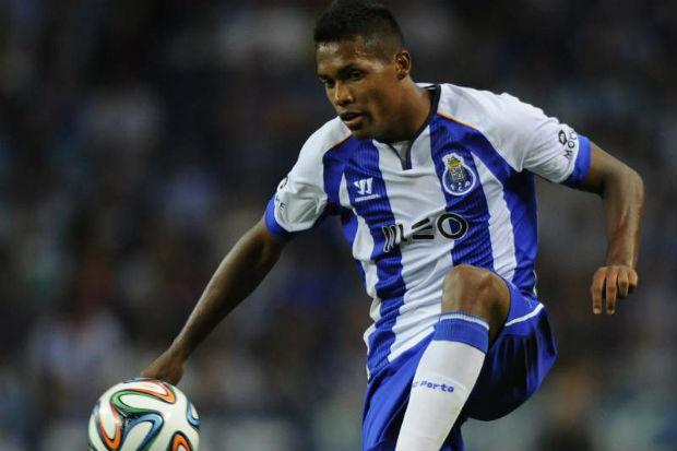 Lateral brasileiro pode pintar na Juve na próxima temporada (Foto: Miguel Riopa)