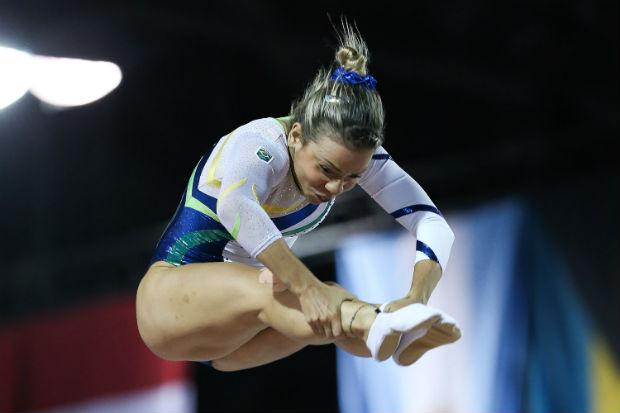 Na final do individual, Camilla Gomes terminou na sexta colocação, com 49.990 (Foto: Ricardo Bufolin/CBG)