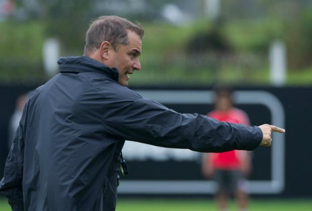 O técnico uruguaio quer ver o Inter atuando ofensivamente contra o Tigres