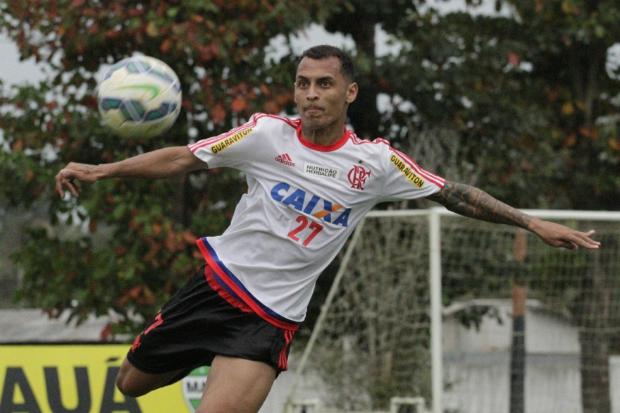 Equipe do Flamengo terá mais um treino antes de enfrentar o Goiás