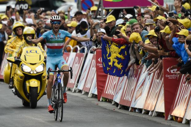 Vicenzo Nibali conquistou a primeira vitória na atual edição do Tour de France