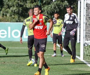 Jogador não se abala com críticas e diz que vai recuperar o bom futebol no Atlético-MG. Foto: Divulgação