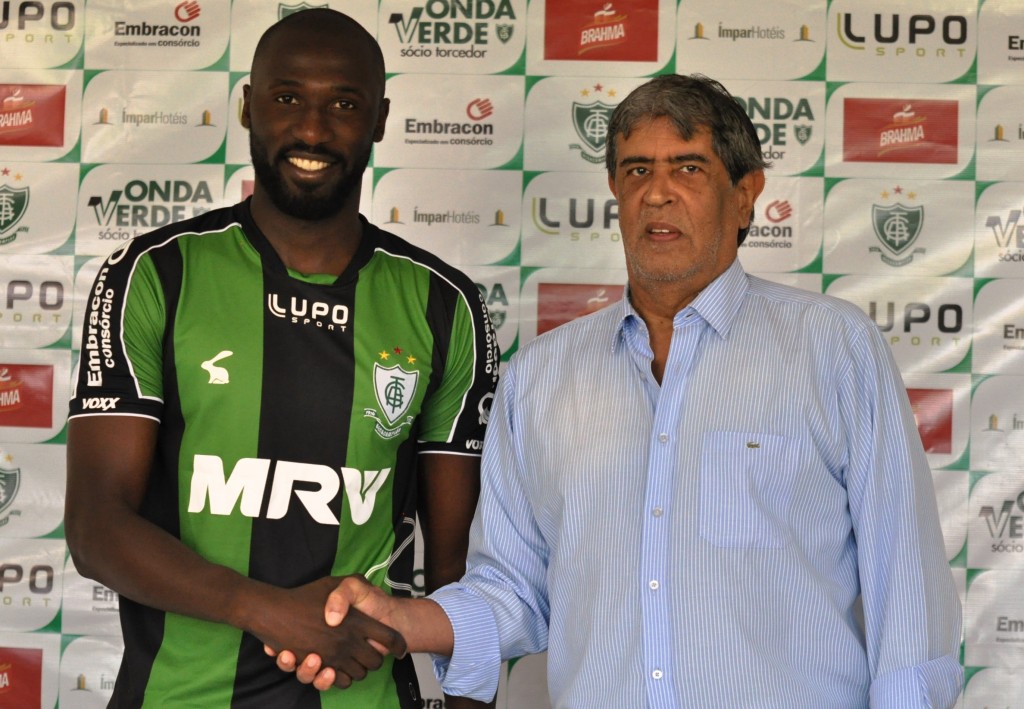 Volante Rodrigo é reforço do América-MG na Série B do Brasileiro. (Foto: Divulgação)
