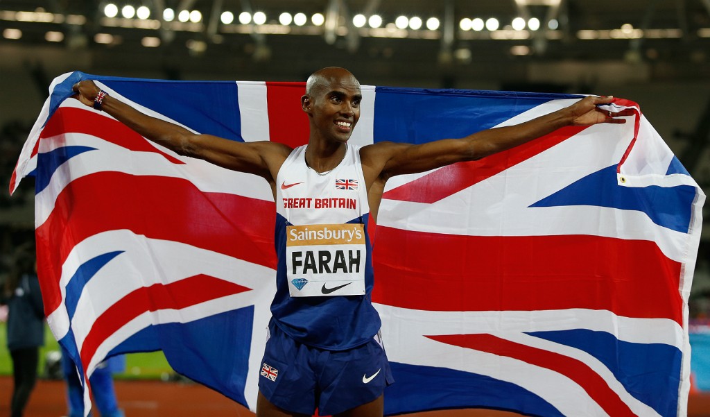 O bicampeão olímpico Mo Farah livrou-se de acusação de doping (Foto: Adrian Dennis/AFP)