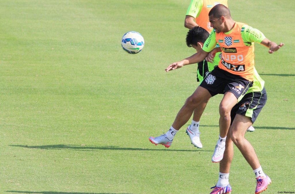 Após servir à Seleção no Pan, Clayton reforçará ataque do Figueira (Foto: Divulgação/Figueirense F.C)