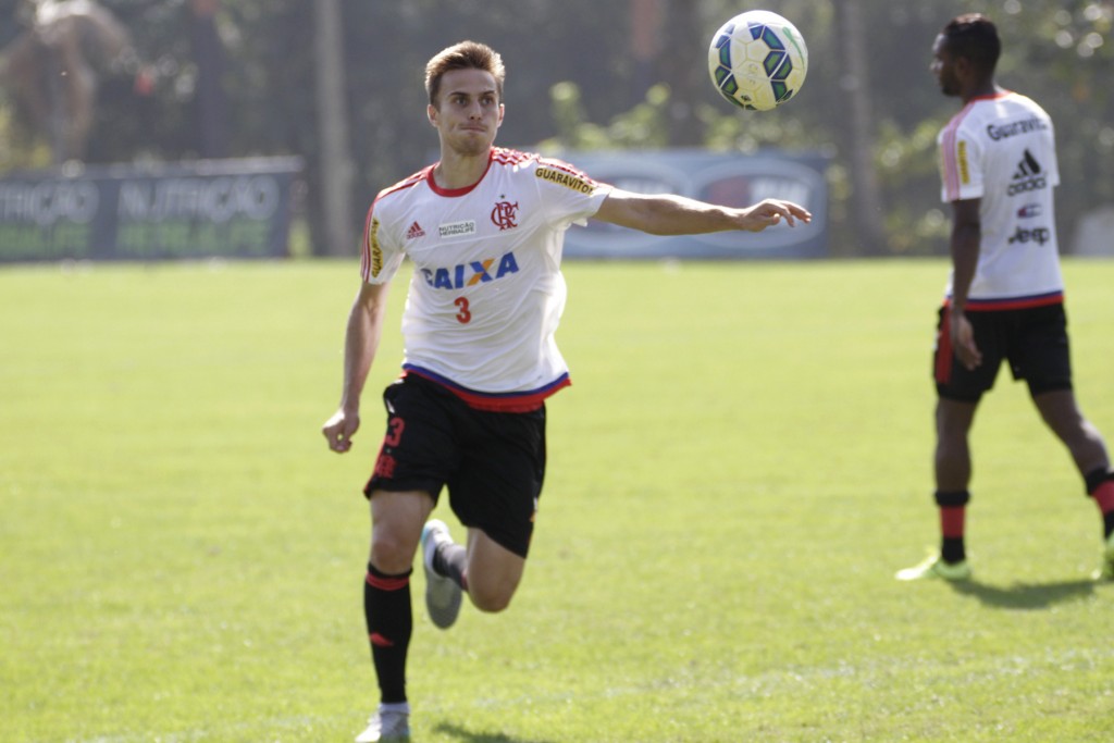 Pouco utilizado no Fla, Bressan deve retornar ao Grêmio esta semana (Foto: Gilvan de Souza/Flamengo)