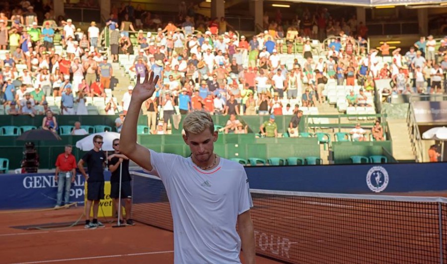 Favorito, o austríaco Dominic Thiem avançou às quartas ao bater seu compatriota Andres Haider-Maurer (Foto: Divulgação)