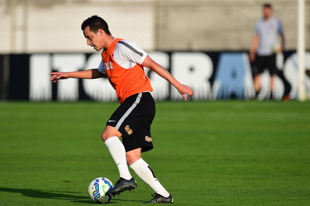 Rodriguinho tem boa chance de atuar contra o São Paulo (foto: Sergio Barzaghi/Gazeta Press)