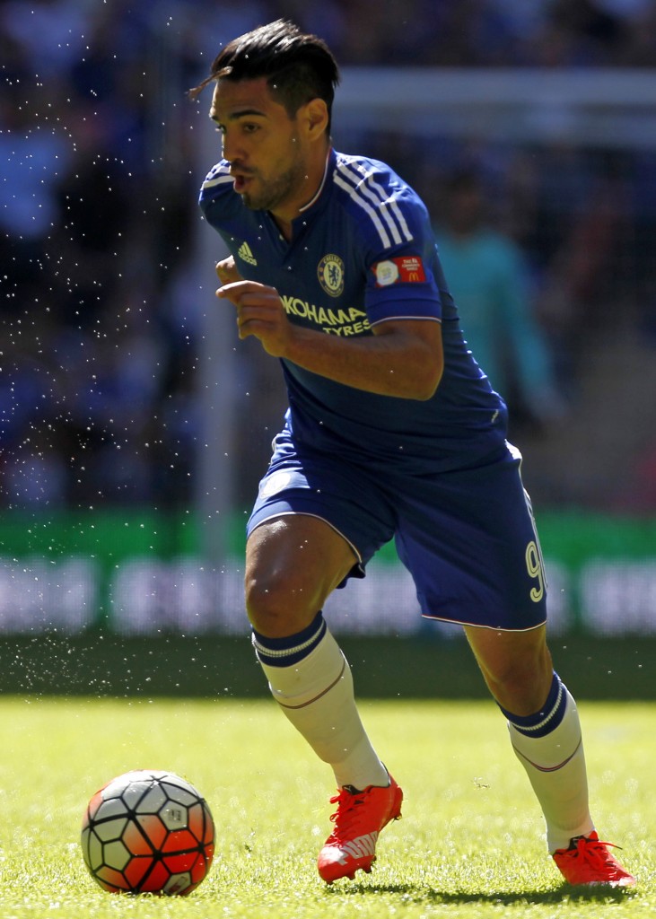 Chelsea's Colombian striker Radamel Falcao runs with the ball during the FA Community Shield football match between Arsenal and Chelsea at Wembley Stadium in north London on August 2, 2015. AFP PHOTO / IAN KINGTON -- NOT FOR MARKETING OR ADVERTISING USE / RESTRICTED TO EDITORIAL USE --