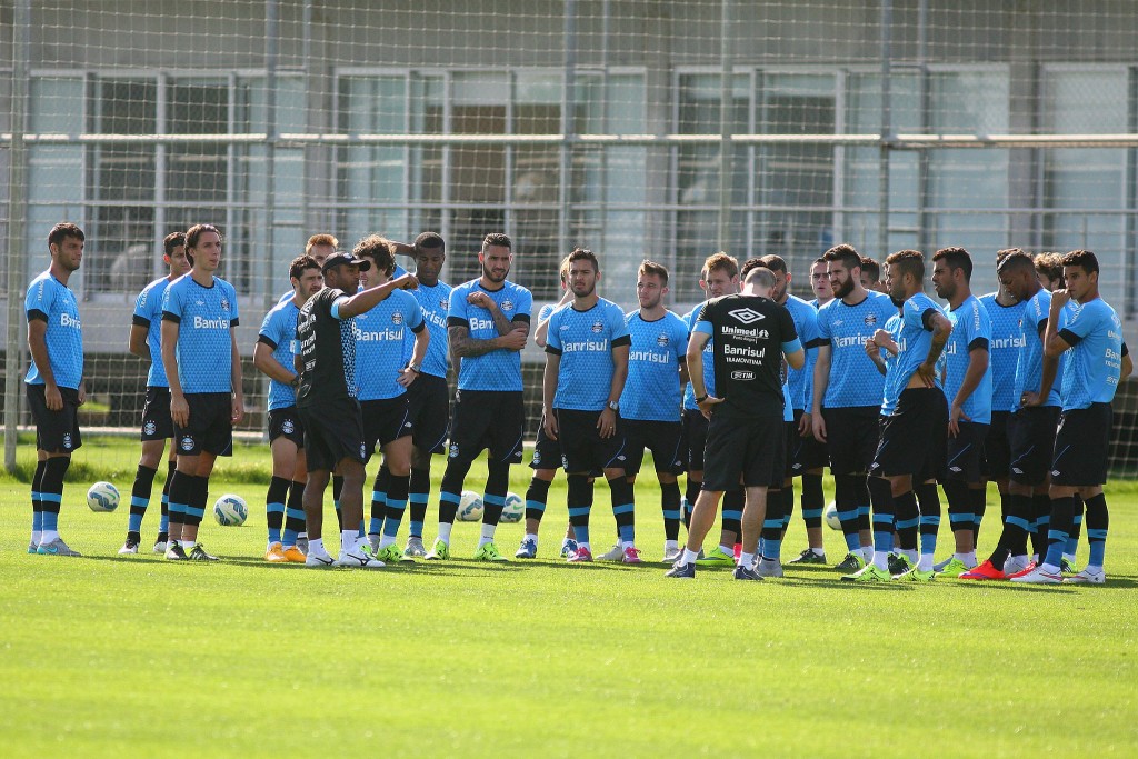 Jogadores do Grêmio treinaram hoje, no Centro de Treinamentos Luiz Carvalho, em preparação para o Gre-Nal de dste domingo (Foto: Lucas Uebel/Grêmio FBPA)