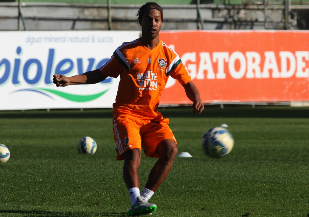 Craque tricolor encantou torcedores presentes nas Laranjeiras com golaço em treino (Foto: Nelson Perez/FFC)