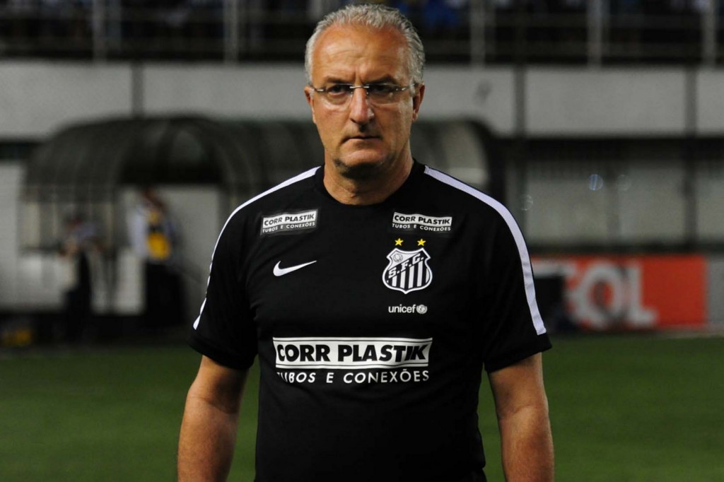 Dorival assumiu o Santos em julho; Técnico é o terceiro a passar pelo clube este ano(Foto: Ivan Storti/Santos)