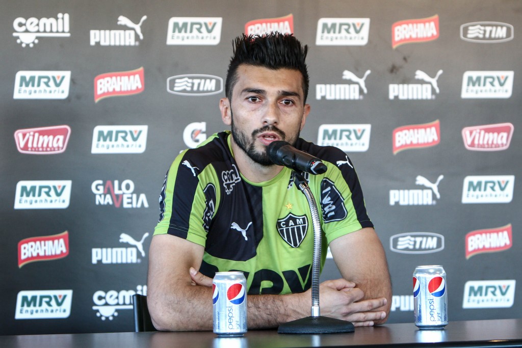 Dátolo espera recuperar posto de titular contra o Grêmio (Foto: Bruno Cantini/Atlético-MG)