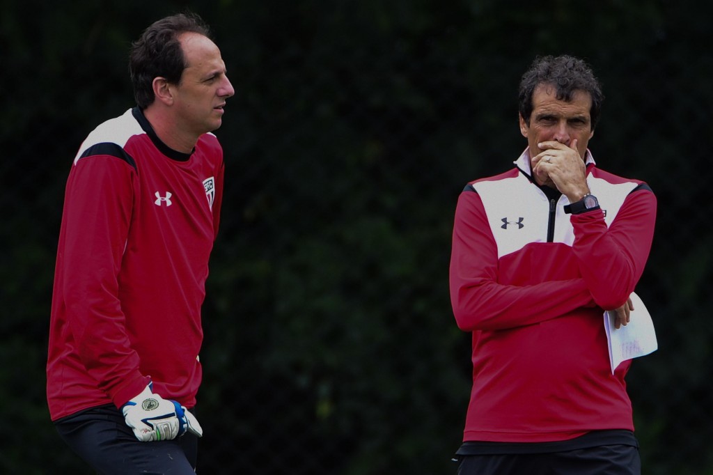 Rogério Ceni deve desfalcar o Tricolor diante do Goiás (Foto: Djalma Vassão/Gazeta Press)