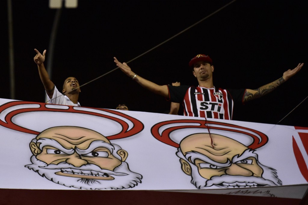 Torcedores ficaram indignados com a péssima atuação do São Paulo contra o Goiás (foto: Fernando Dantas/Gazeta Press)
