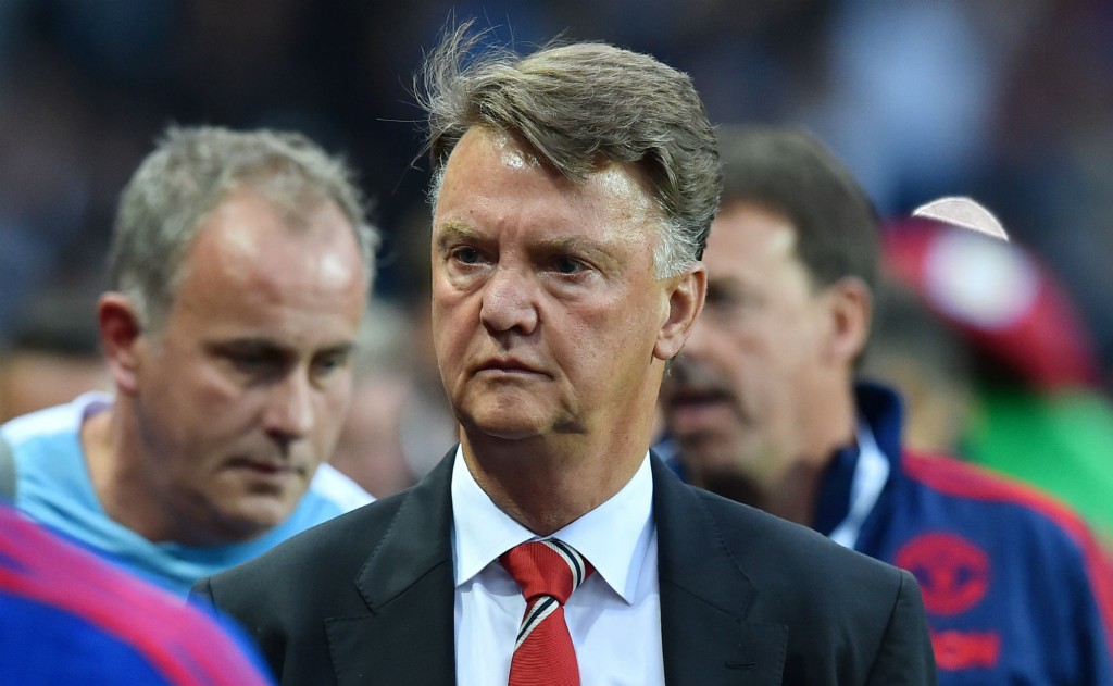 Louis van Gaal vem sendo questionado no comando do Manchester United (Foto: AFP)