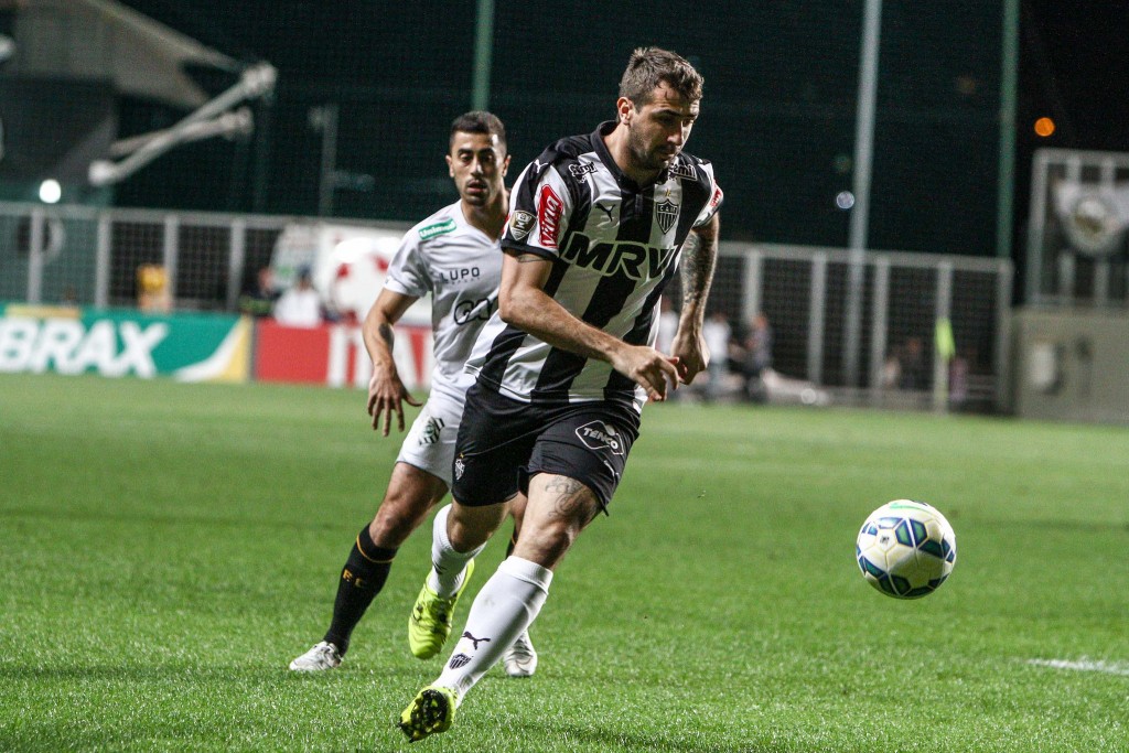 Lucas Pratto criou poucas chances de ataque para o Galo (Foto: Bruno Cantini/Atlético MG)